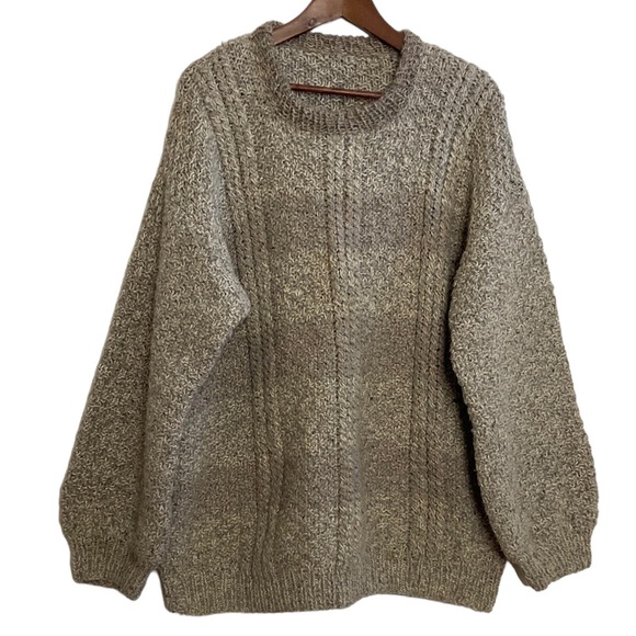 Hand Crafted Sweaters - Handmade Sweater Womens XL Taupe Gray Round Neck Chunky Knit Pullover